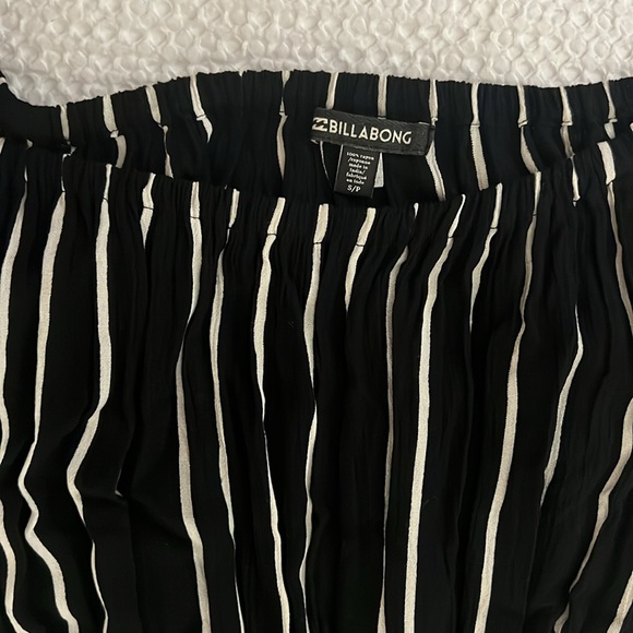 Black and White Stripe Off the Shoulder Billabong Maxi Dress Size S - Picture 2 of 2